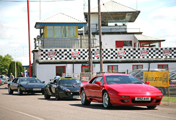 Castle_Combe_Track_2015