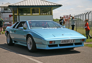 Lotus_Turbo_Esprit_Ice_Blue